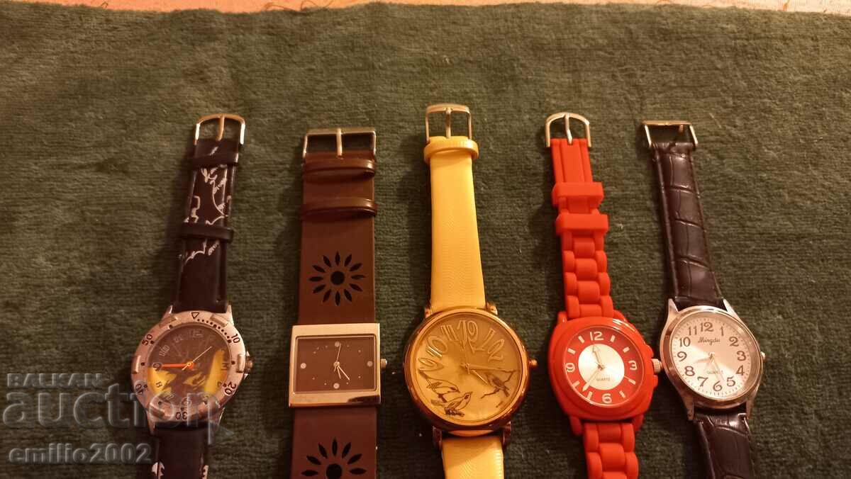 Delivery of Lot of watches Delivery of Lot of watches
