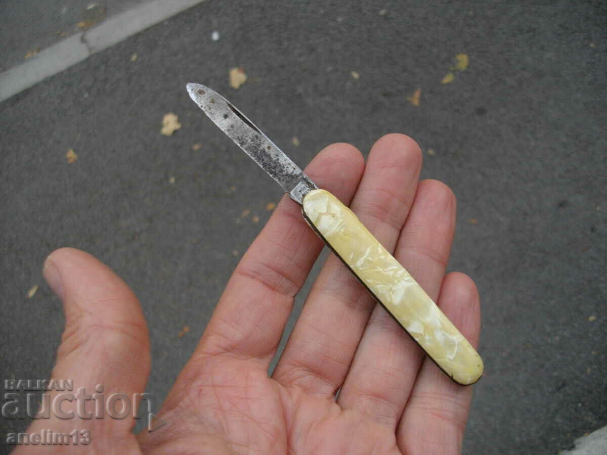 Delivery of GERMANY COLLECTIBLE POCKET KNIFE Delivery of GERMANY COLLECTIBLE POCKET KNIFE