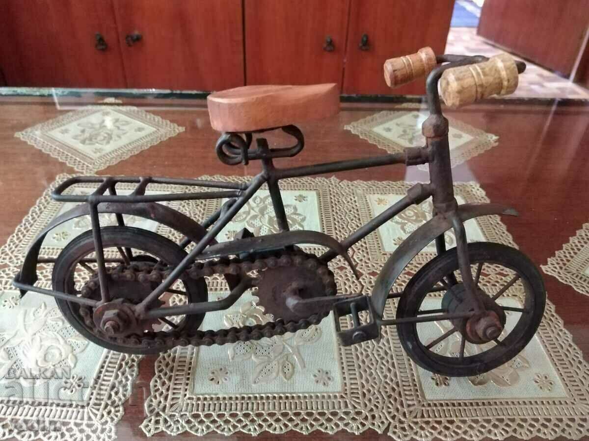 ROATA METAL RETRO - 7 ROATA METAL RETRO - 7