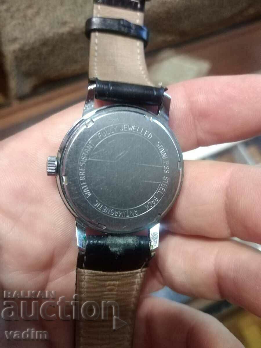 Auction RENIS SWISS MADE WORKS Auction RENIS SWISS MADE WORKS