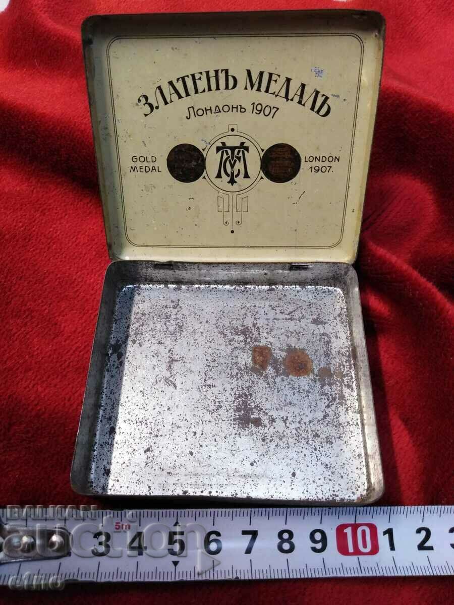 1907 ROYAL TOBACCO "M.TOMASYAN" tigari, tutun, CUTIE cu preț 215.00 BGN | € 109.93