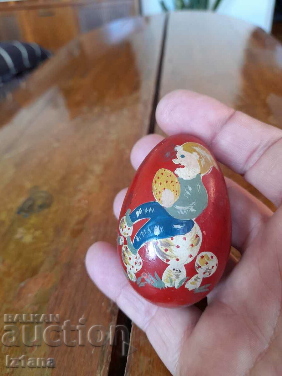 Old wooden egg with price 15.00 BGN | € 7.67 Old wooden egg with price 15.00 BGN | € 7.67