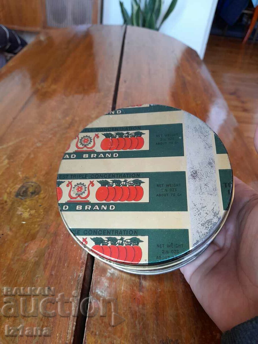 An old tin of tomato puree with price 10.00 BGN | € 5.11