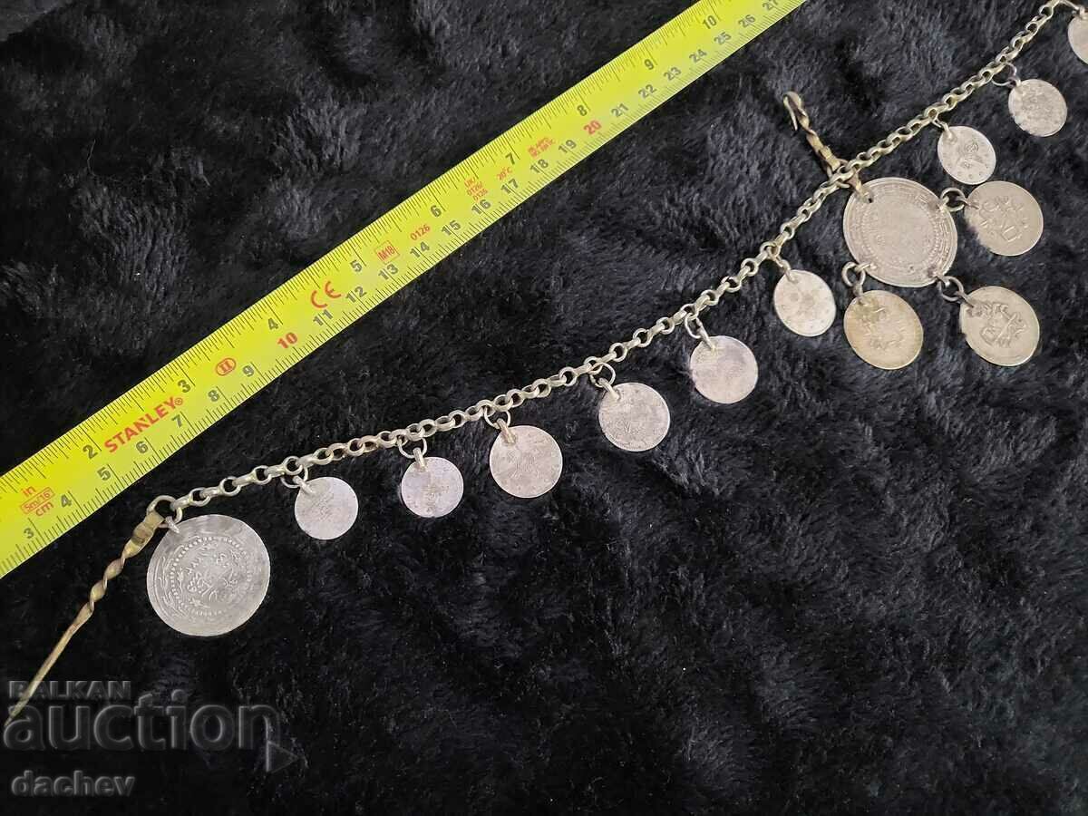 Стара Сребърна Възрожденска трепка накит прочелник носия 19В с цена € 255.00 | 498.74 лв. Стара Сребърна Възрожденска трепка накит прочелник носия 19В с цена € 255.00 | 498.74 лв.