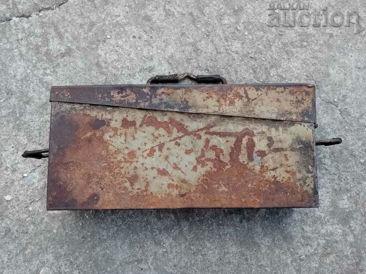 Auction Cartridge box MG 34 42 Wehrmacht WWII Rommel's army Auction Cartridge box MG 34 42 Wehrmacht WWII Rommel's army