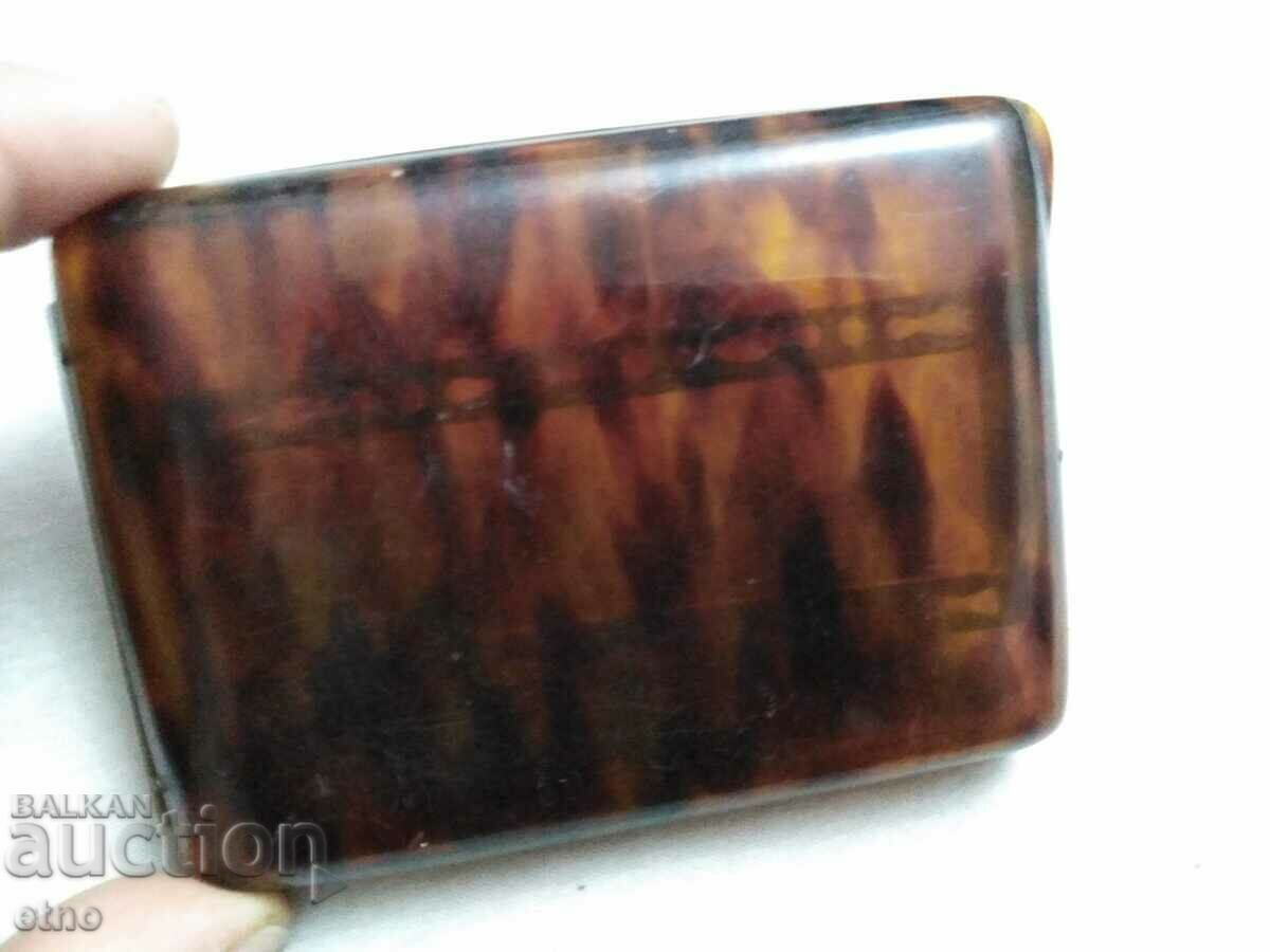 VINTAGE TOBACCO BOX, CELLULOID with price 30.00 BGN | € 15.34 VINTAGE TOBACCO BOX, CELLULOID with price 30.00 BGN | € 15.34