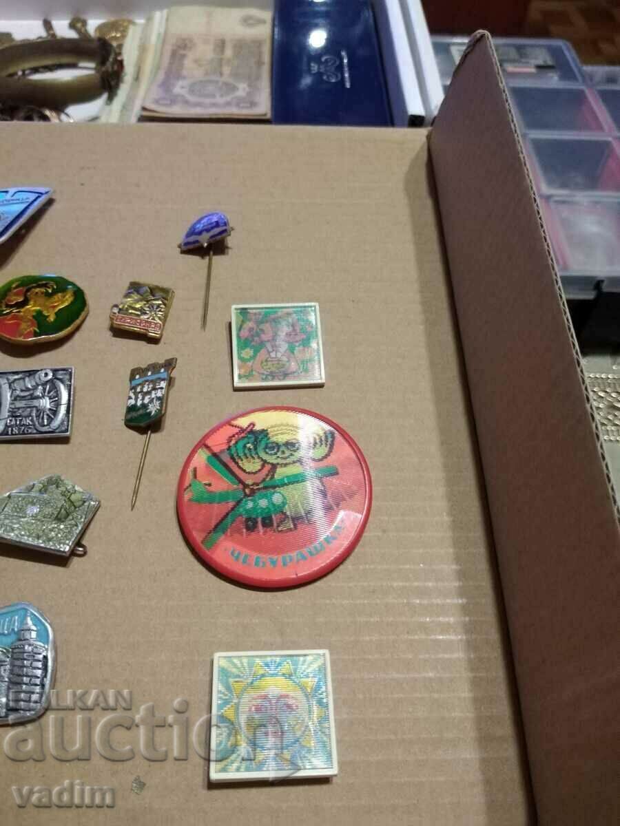 Delivery of LOT OF BADGES 22 COUNT MISCELLANEOUS Delivery of LOT OF BADGES 22 COUNT MISCELLANEOUS