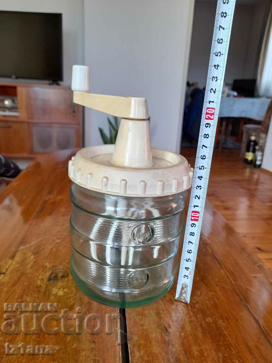 Delivery of Old hand mixer Delivery of Old hand mixer