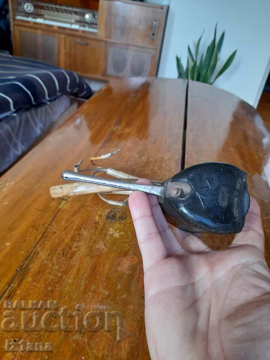 Old turn signal lever UAZ with price 40.00 BGN | € 20.45 Old turn signal lever UAZ with price 40.00 BGN | € 20.45