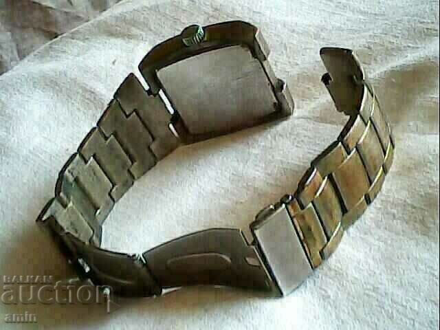 old beautiful beautiful moshki 4 asovnik konrad quartzz - 5 old beautiful beautiful moshki 4 asovnik konrad quartzz - 5