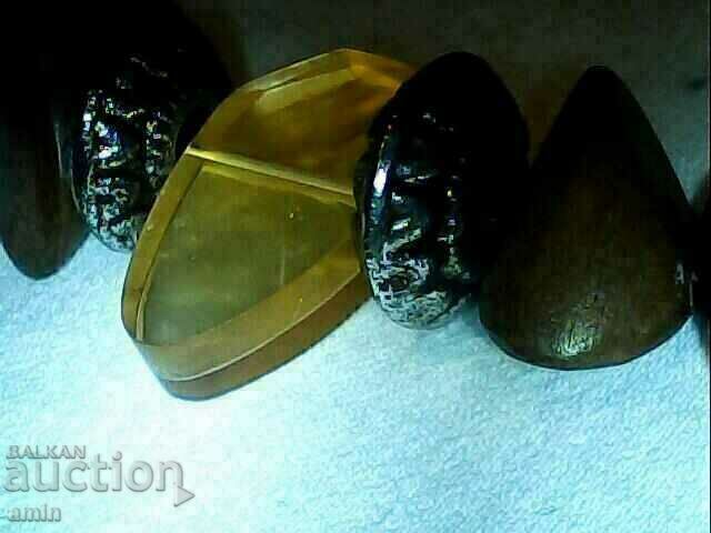 Licitație vechi colier frumos din pietre naturale Licitație vechi colier frumos din pietre naturale