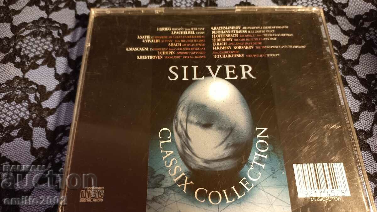 Auction  Audio CD Silver Classic