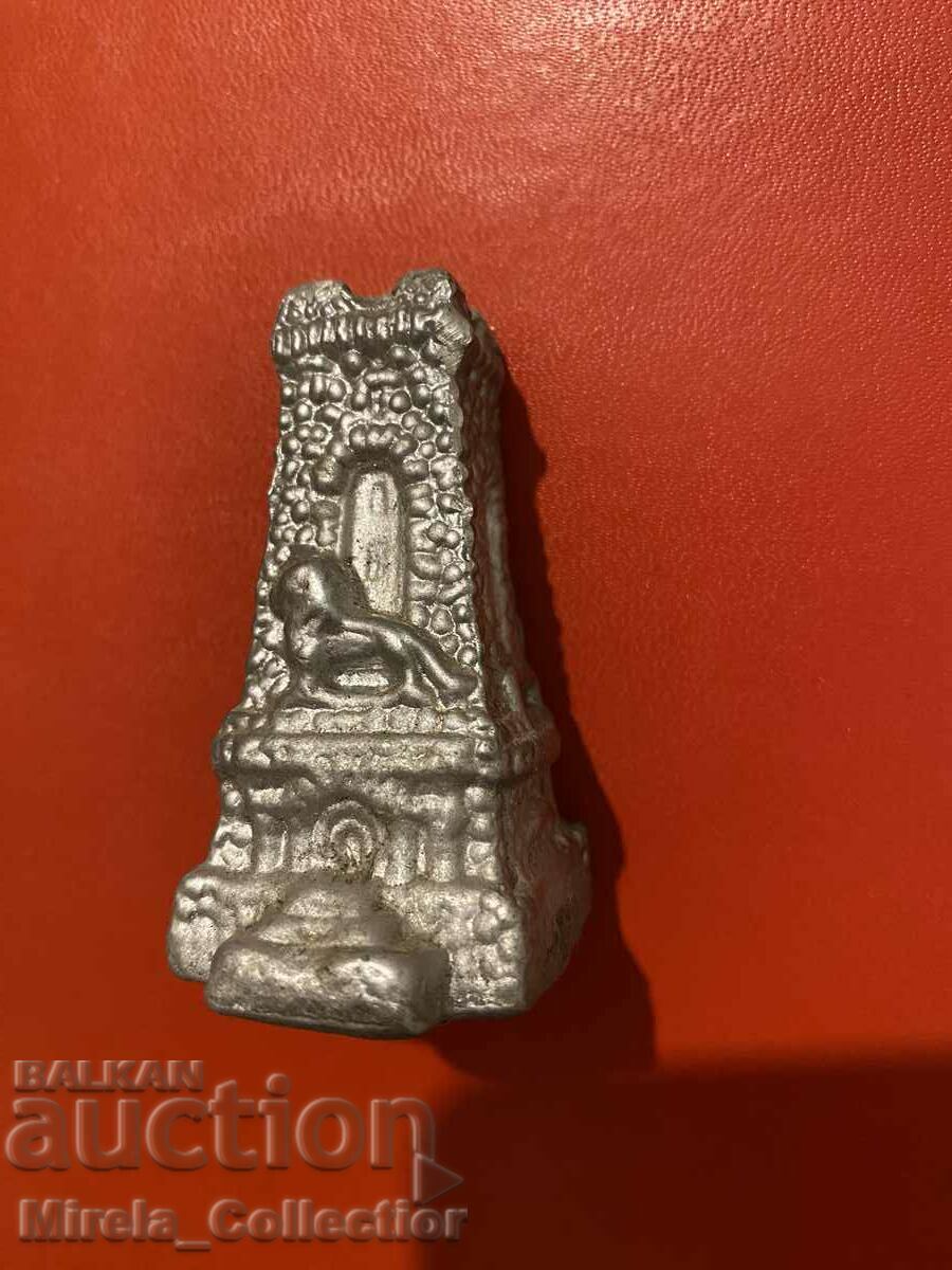 Monument Shipka model bronze model with price 9.00 BGN | € 4.60 Monument Shipka model bronze model with price 9.00 BGN | € 4.60