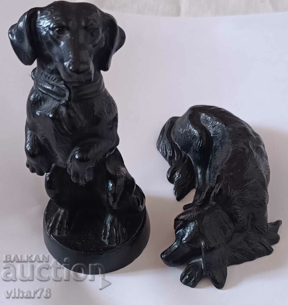 Lot of two collectible cast iron dogs