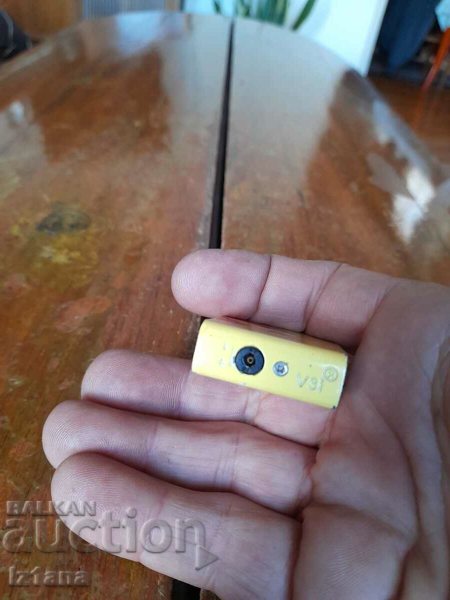 Delivery of Montecristo lighter Delivery of Montecristo lighter