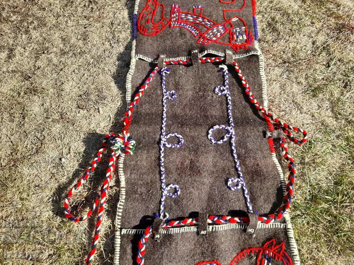 Delivery of Old saddlebags Delivery of Old saddlebags