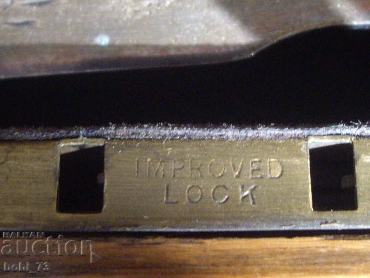 Auction Very old unused utensils.from 1919. Auction Very old unused utensils.from 1919.