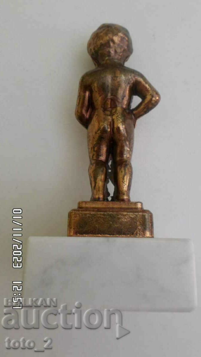 BRONZE SOUVENIR - BRUSSELS - BOY with price 24.00 BGN | € 12.27 BRONZE SOUVENIR - BRUSSELS - BOY with price 24.00 BGN | € 12.27