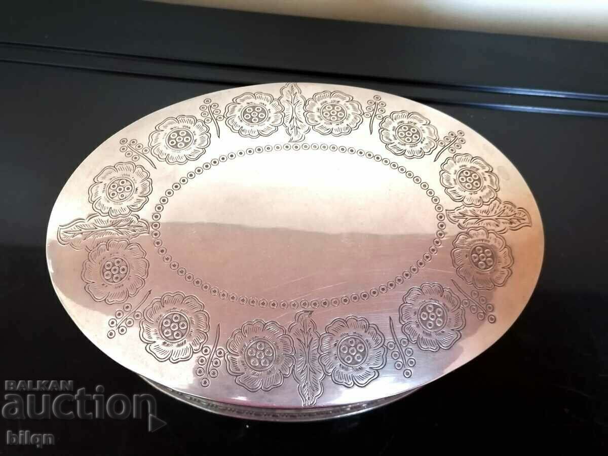 Lovely Old Silver Plated Jewelery Box with price 34.98 BGN | € 17.88 Lovely Old Silver Plated Jewelery Box with price 34.98 BGN | € 17.88