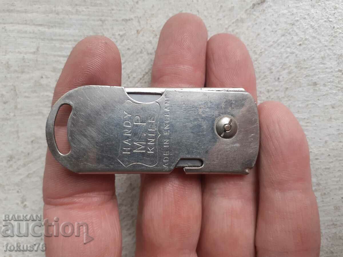 Licitație Lamă de ras pliabilă veche de colecție Licitație Lamă de ras pliabilă veche de colecție