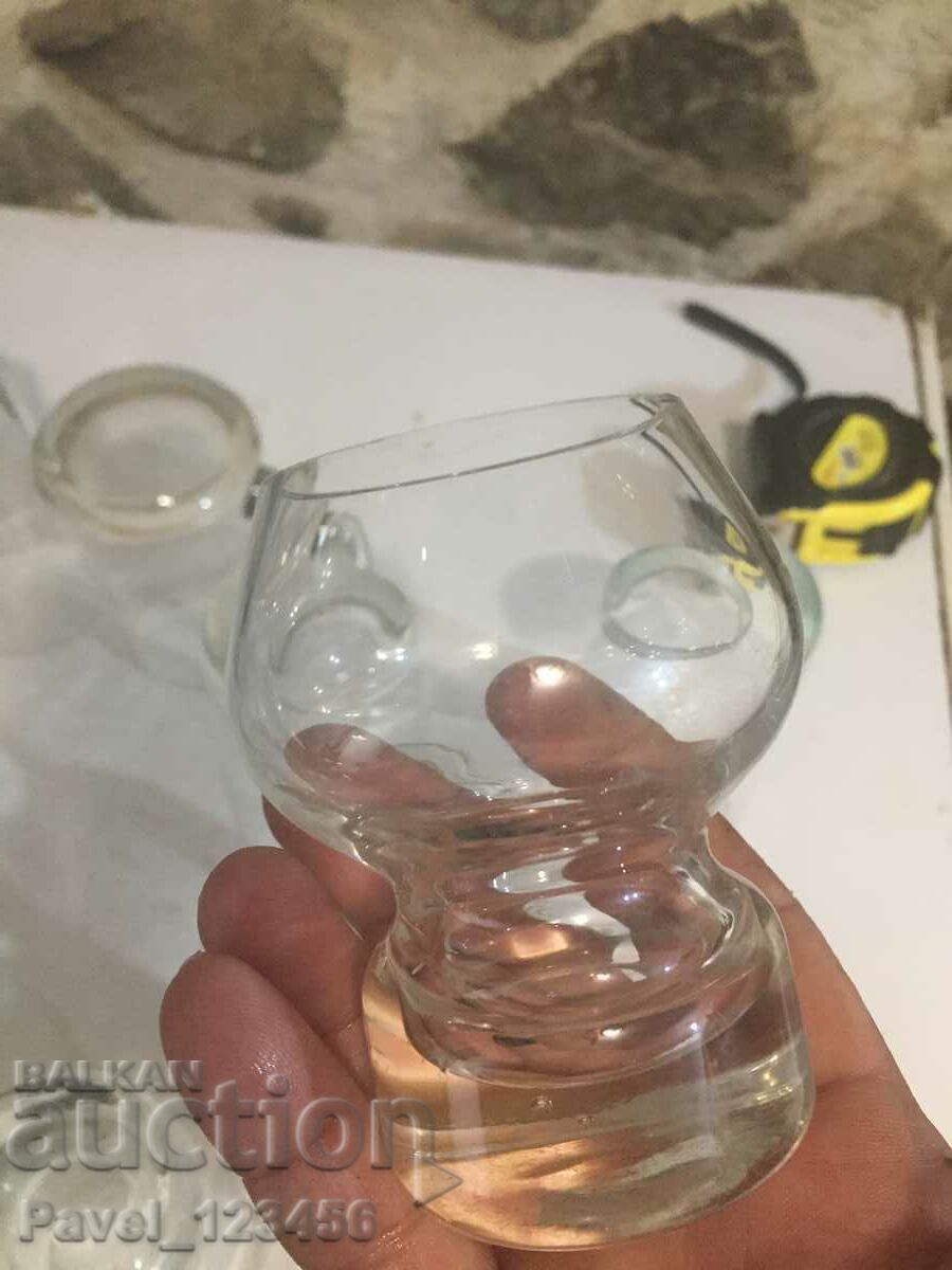 Παράδοση 12 ρετρό κούπες