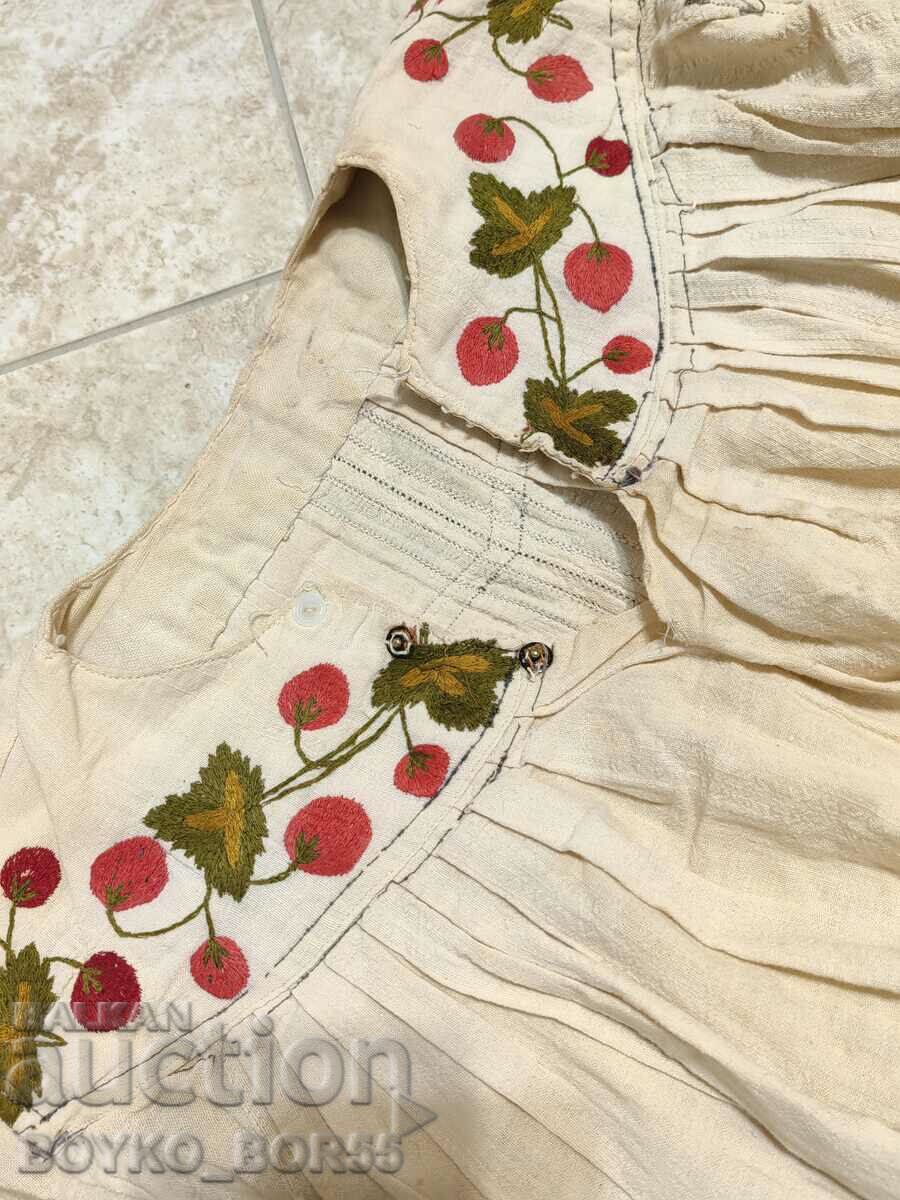 Original Vintage Women's Shirt Dress from Folk Costume with price 89.00 BGN | € 45.50 Original Vintage Women's Shirt Dress from Folk Costume with price 89.00 BGN | € 45.50