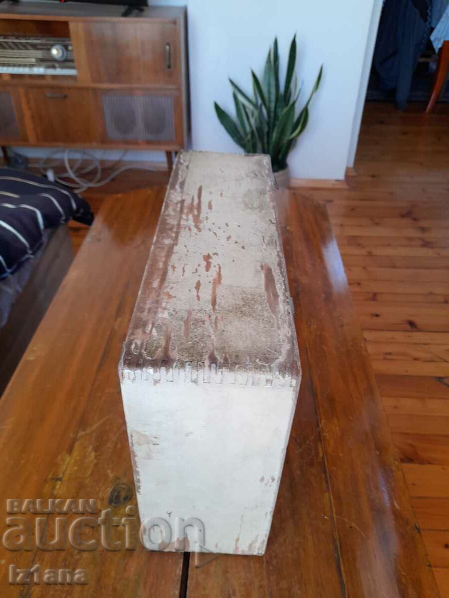 Old first aid kit - 6