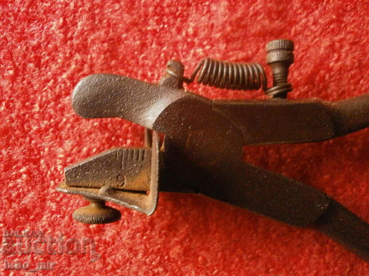 AN OLD GERMAN TOOL FOR MAKING CUPS - 5