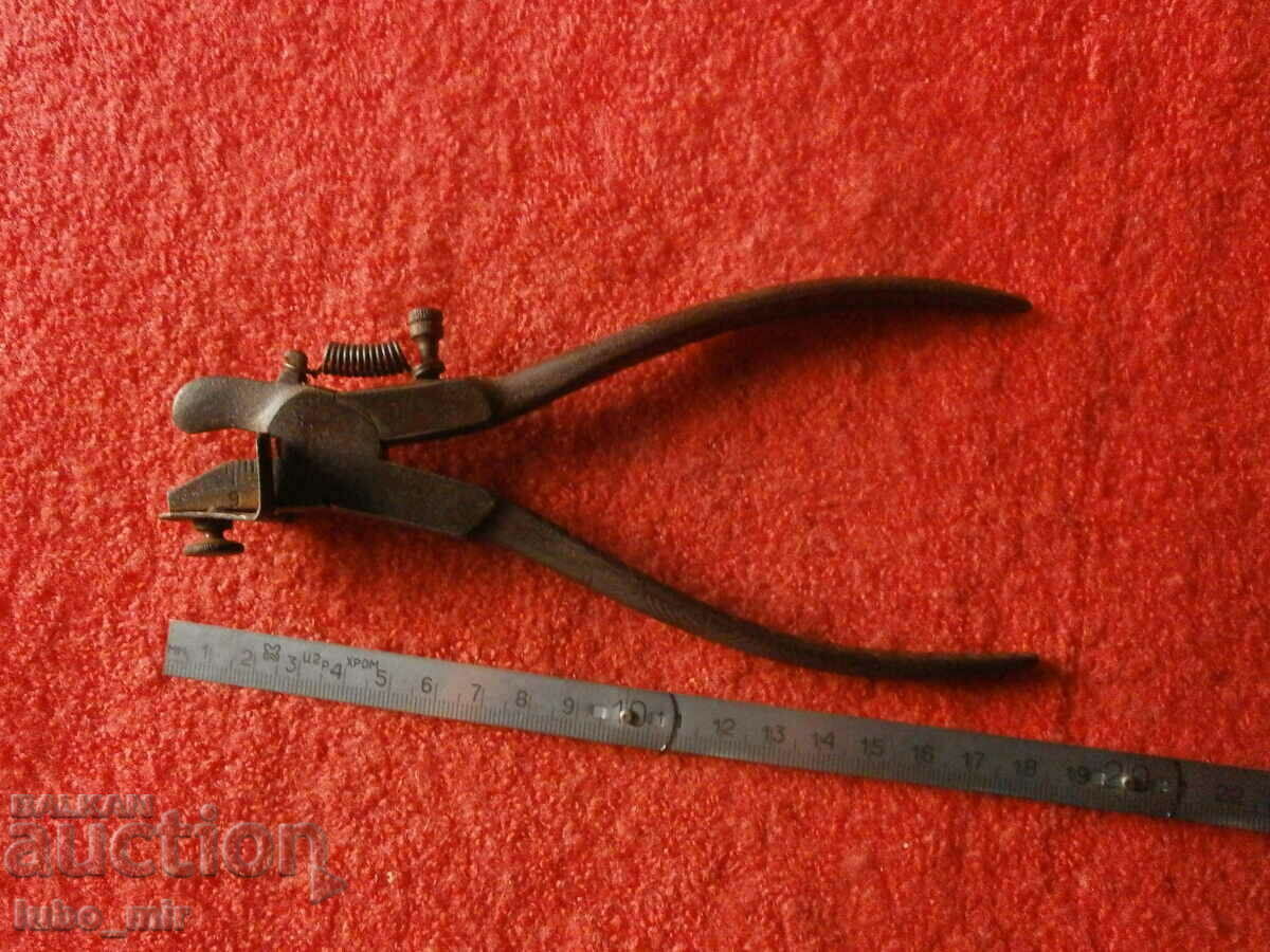 AN OLD GERMAN TOOL FOR MAKING CUPS - 6