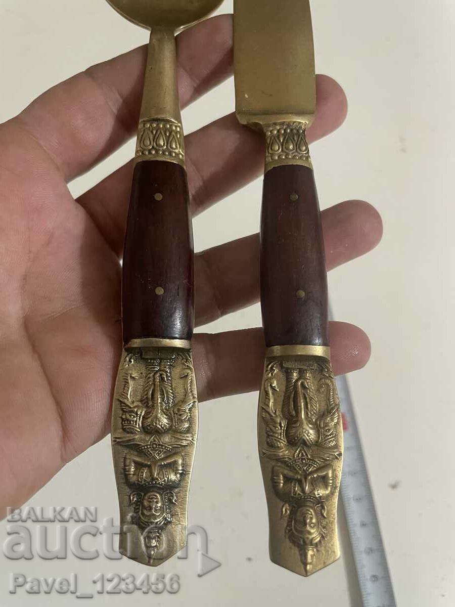 Delivery of collection utensils-Buddha Delivery of collection utensils-Buddha