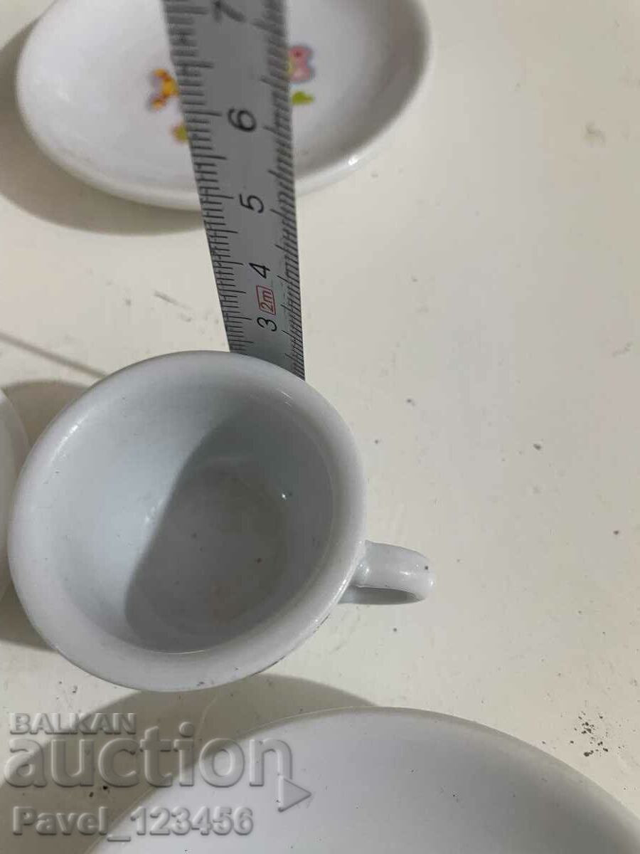 Livrarea ceasca si farfurioare in miniatura-Lot