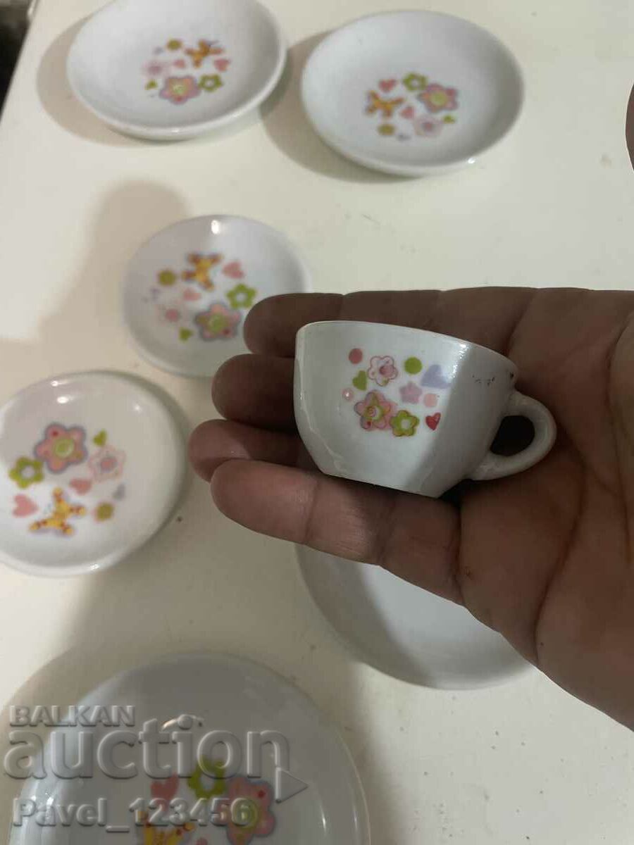 миниатюрни чашка и чинийки-Лот - 5 миниатюрни чашка и чинийки-Лот - 5