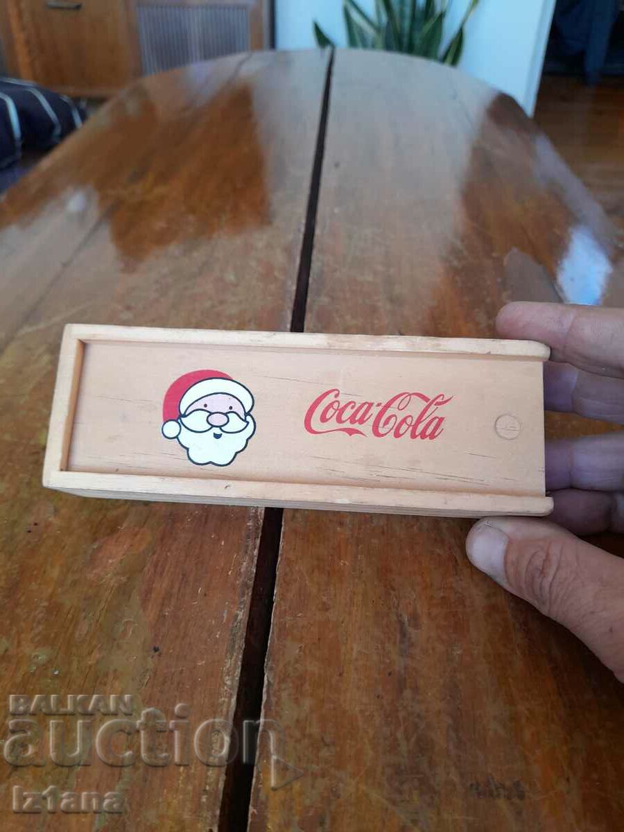 Vechi domino Coca Cola, Coca Cola cu preț 30.00 BGN | € 15.34 Vechi domino Coca Cola, Coca Cola cu preț 30.00 BGN | € 15.34