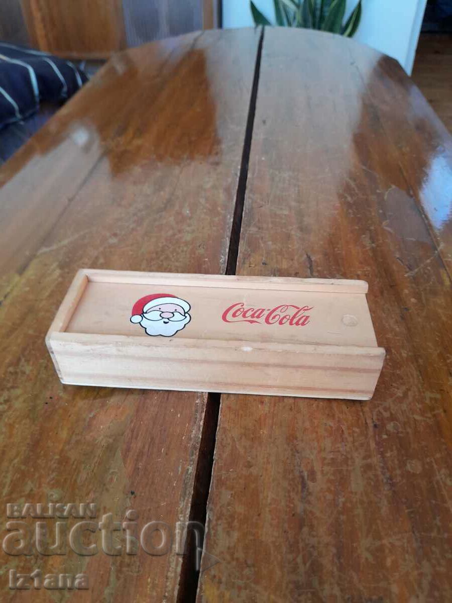 Vechi domino Coca Cola, Coca Cola