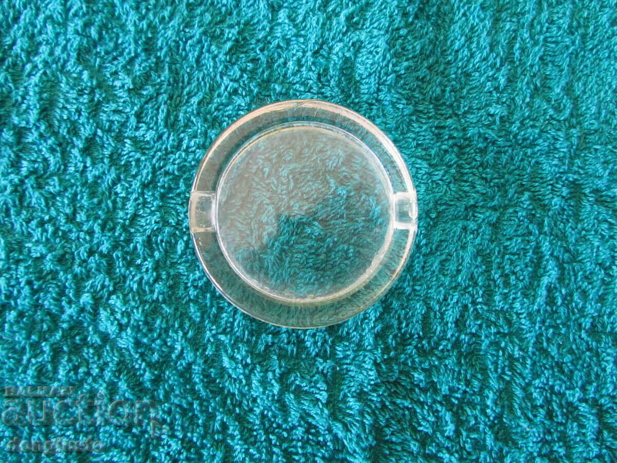 Glass ashtray with price 3.00 BGN | € 1.53 Glass ashtray with price 3.00 BGN | € 1.53