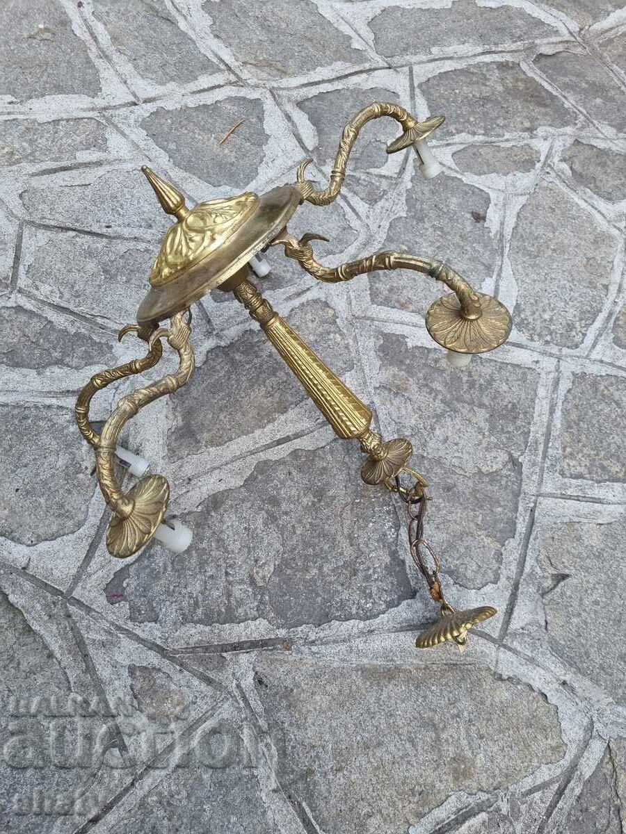 Pendul din bronz cu preț 120.00 BGN | € 61.36 Pendul din bronz cu preț 120.00 BGN | € 61.36