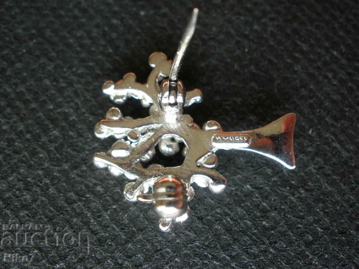 Delivery of Vintage silver brooch - "The Tree of Life" Delivery of Vintage silver brooch - "The Tree of Life"