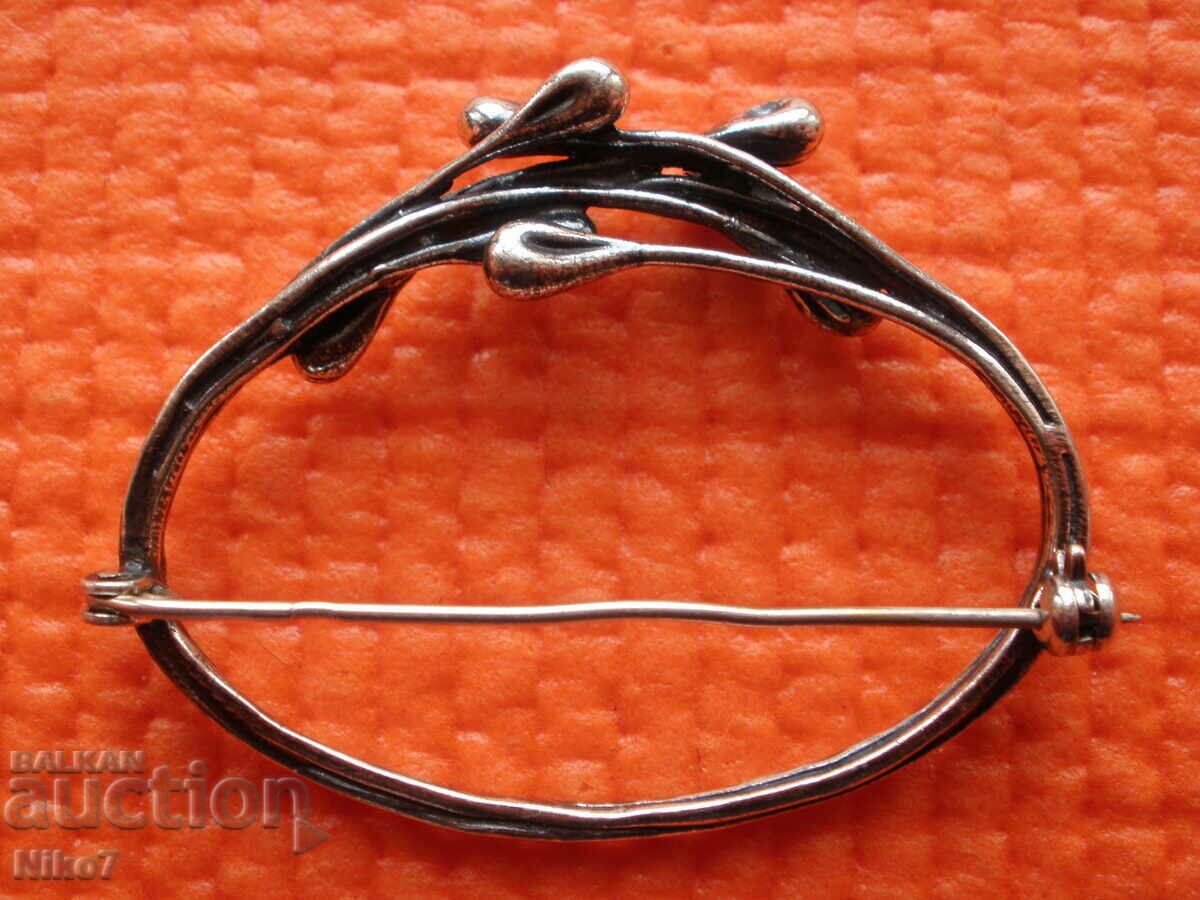 Старинна,сребърна брошка.Стил-"АРТ НУВО" с цена € 39.99 | 78.21 лв. Старинна,сребърна брошка.Стил-"АРТ НУВО" с цена € 39.99 | 78.21 лв.