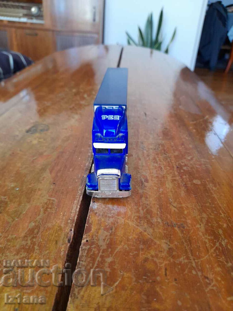 Παλιό φορτηγό Pez με τιμή 35.00 BGN | € 17.90 Παλιό φορτηγό Pez με τιμή 35.00 BGN | € 17.90