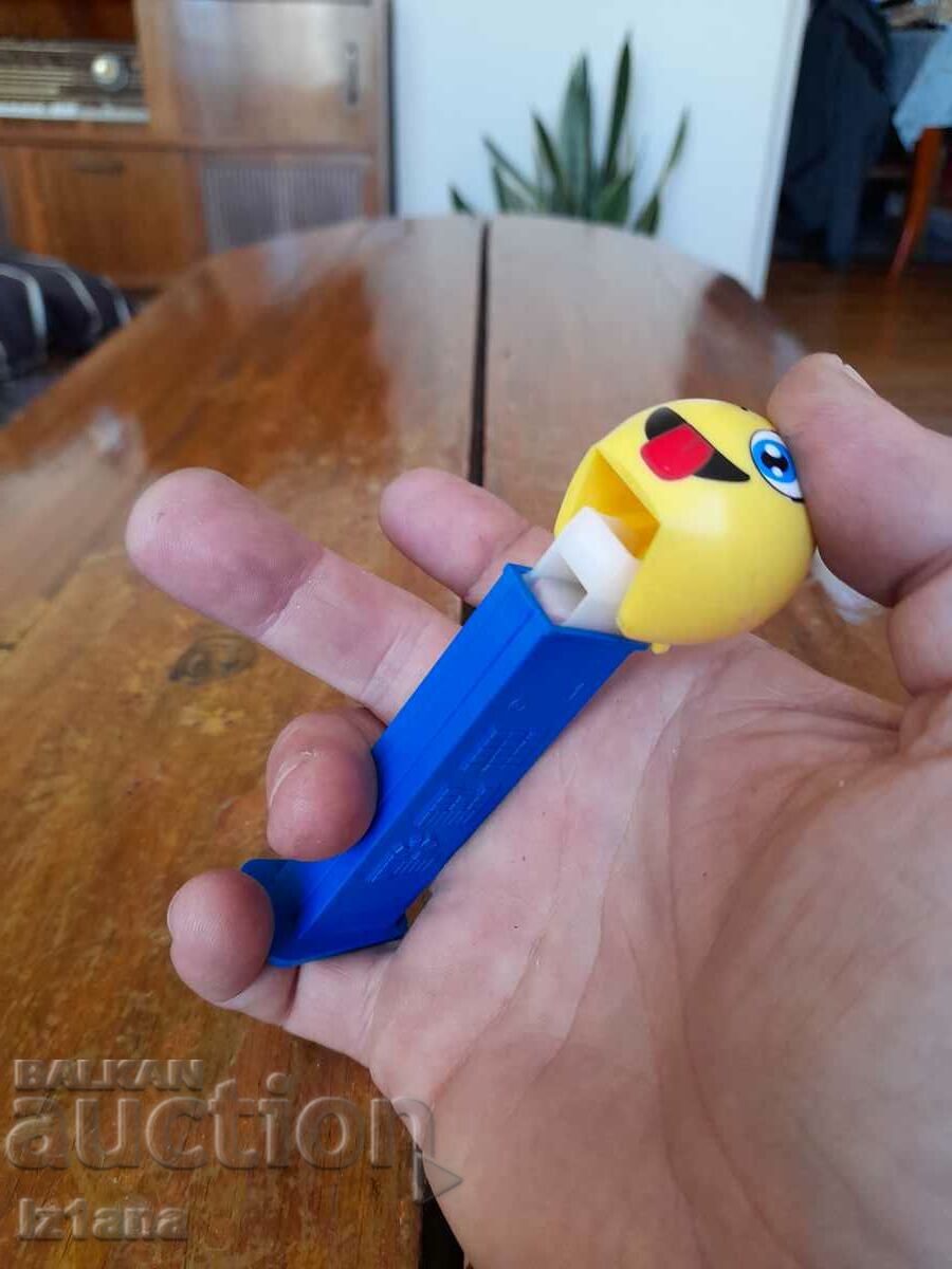 A box of PEZ candy - 6 A box of PEZ candy - 6