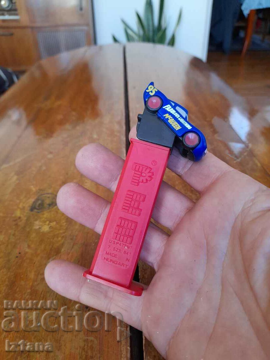 Auction A box of PEZ candy Auction A box of PEZ candy