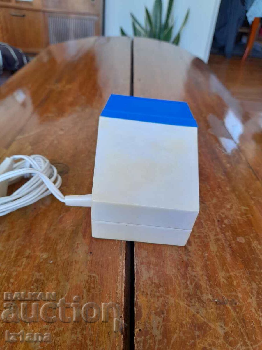 Auction  Old cosmetic device Photon