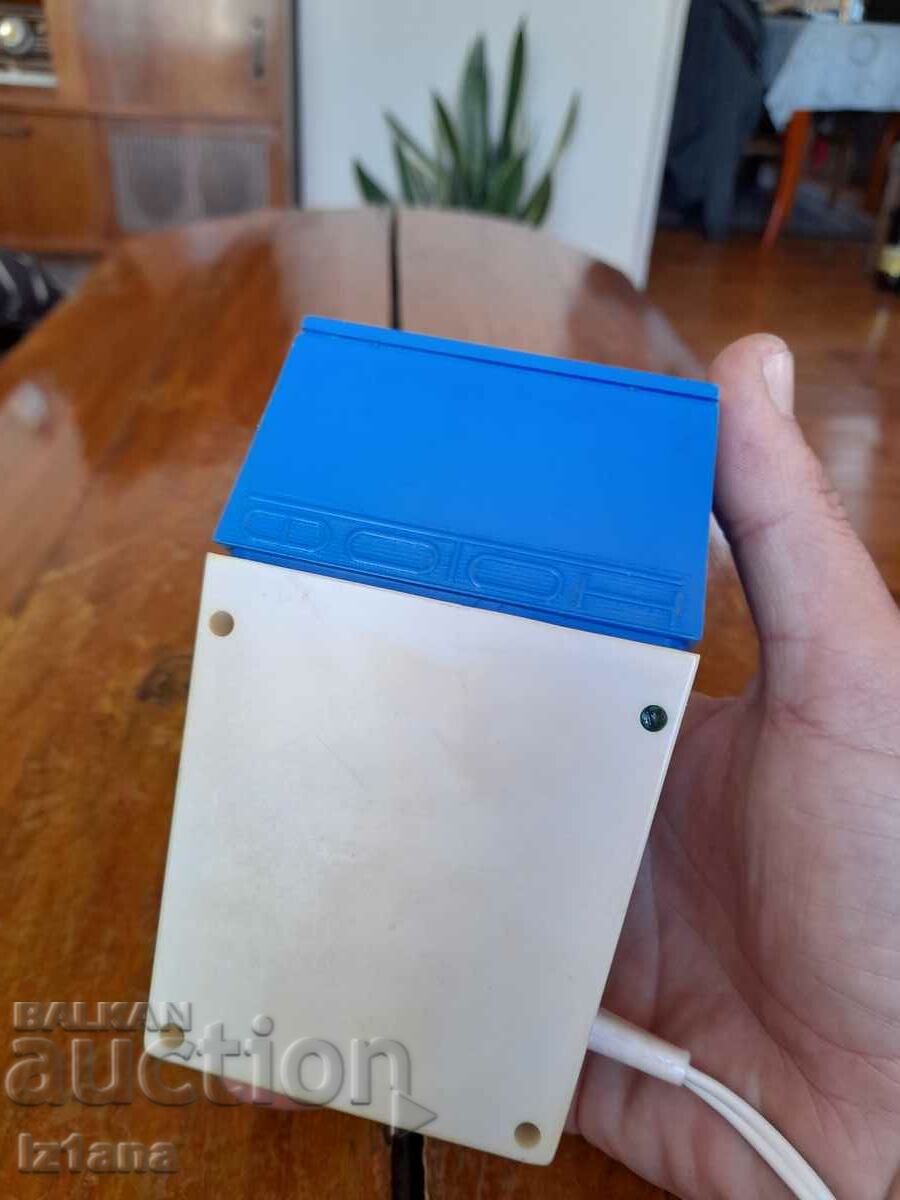 Delivery of Old cosmetic device Photon