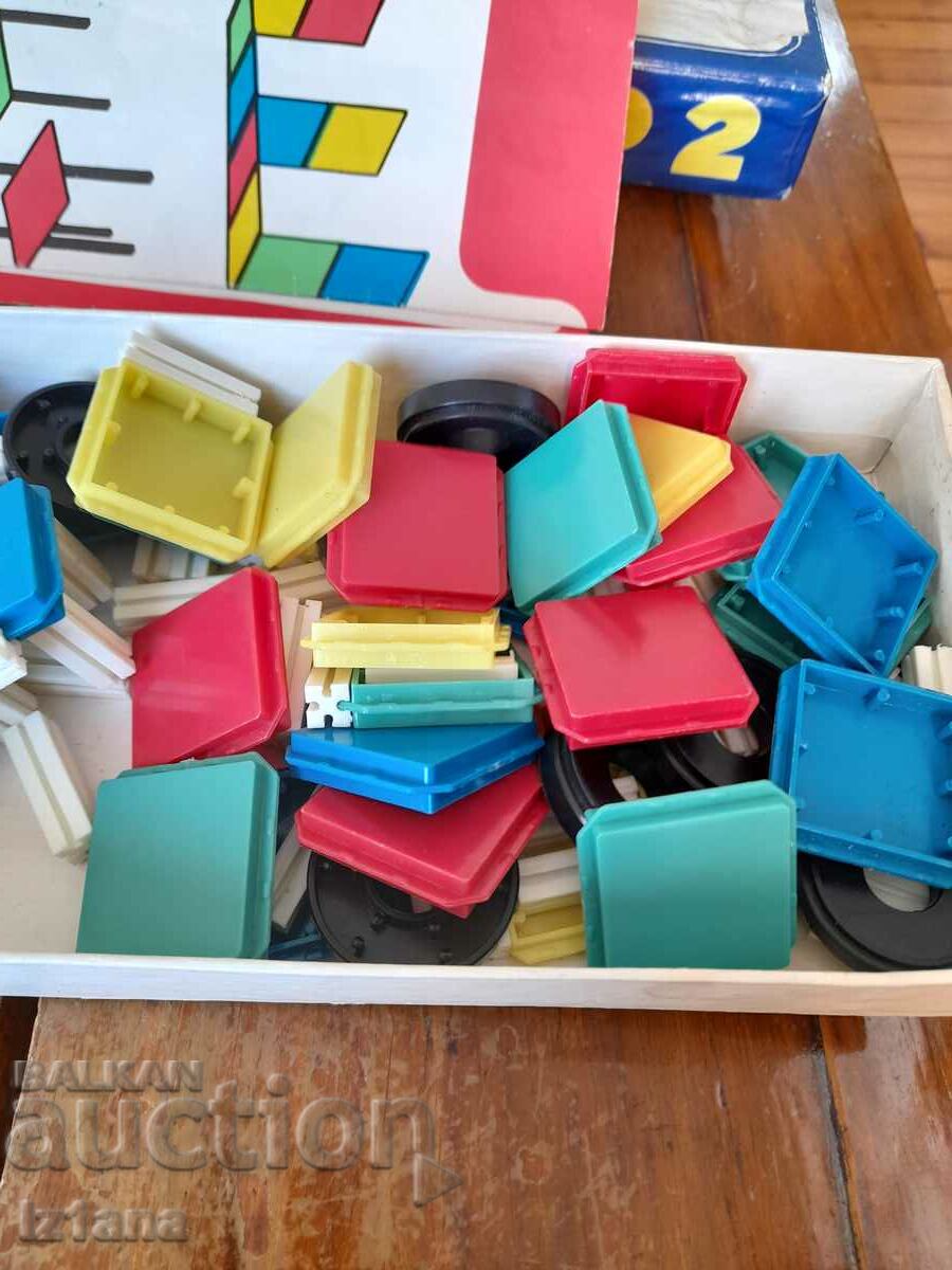 Delivery of Old children's constructor 2 Delivery of Old children's constructor 2