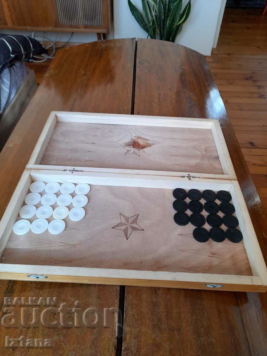 Auction Old chess and backgammon Auction Old chess and backgammon