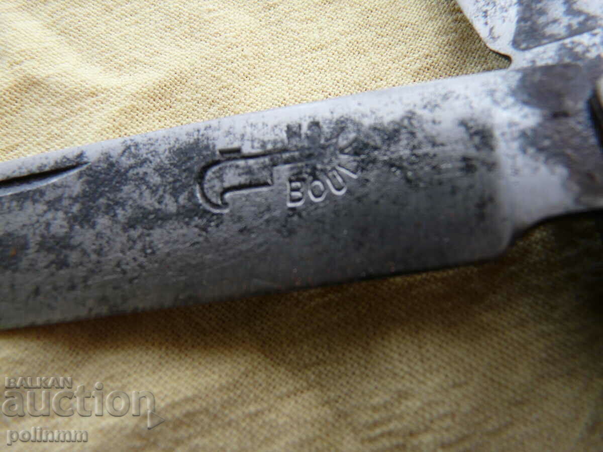 Auction Old collector's knife - 128 Auction Old collector's knife - 128