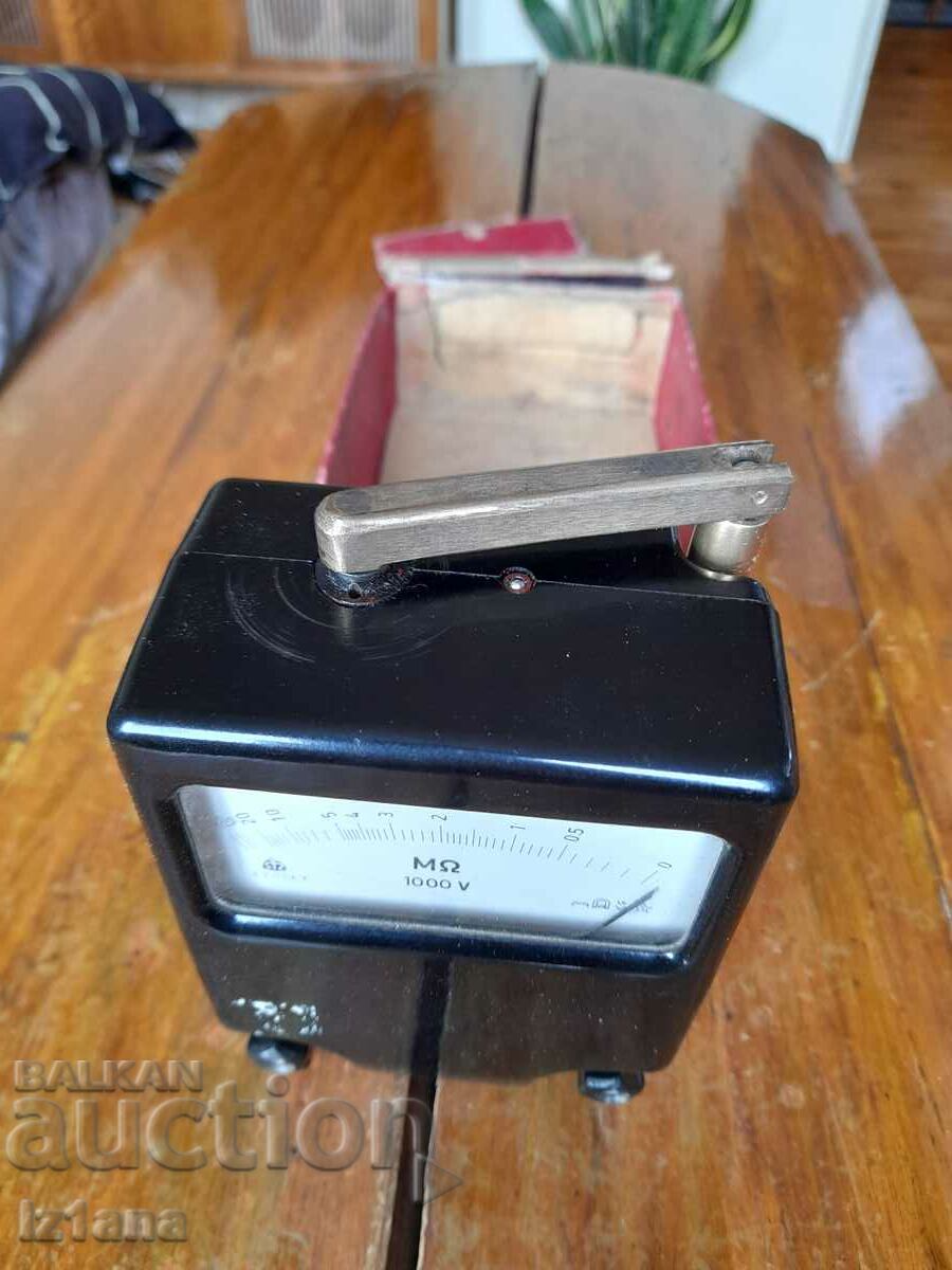 Delivery of Old Mega Ohm Meter Delivery of Old Mega Ohm Meter