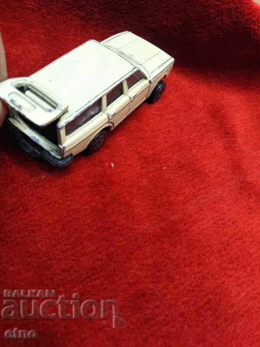 VOLVO 245- toy, toys with price 15.00 BGN | € 7.67 VOLVO 245- toy, toys with price 15.00 BGN | € 7.67