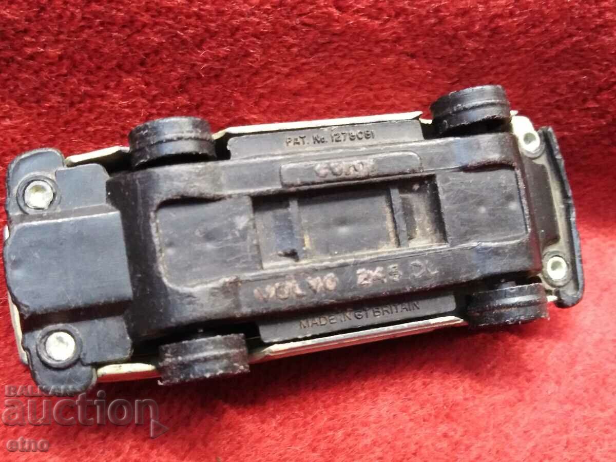 Delivery of VOLVO 245- toy, toys Delivery of VOLVO 245- toy, toys