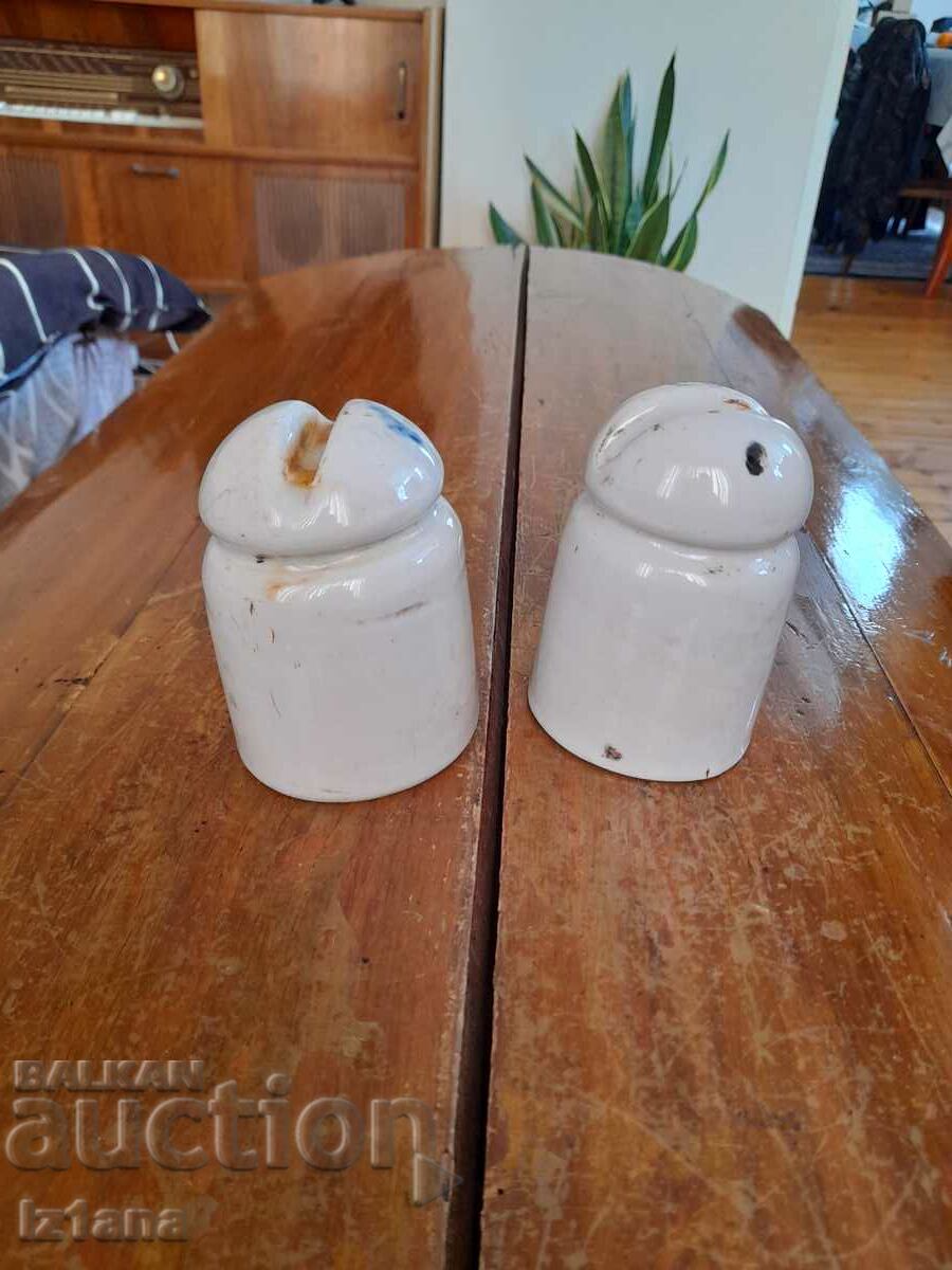 Old porcelain insulator with price 20.00 BGN | € 10.23 Old porcelain insulator with price 20.00 BGN | € 10.23